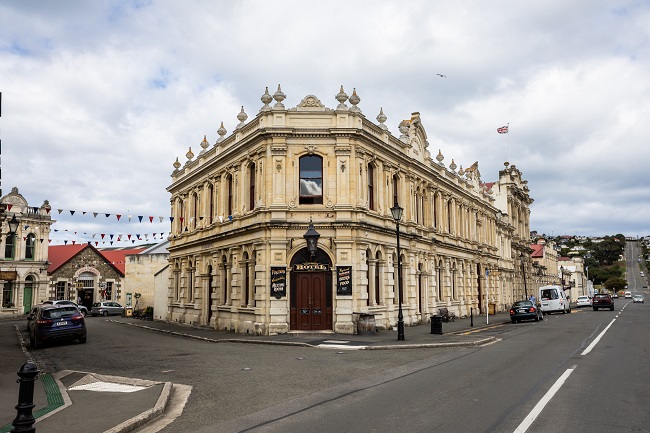 Oamaru: Unveiling the Architectural Marvel and Penguin Haven of New Zealand