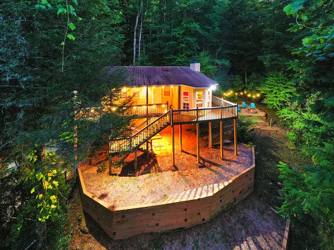 Top 10 ‘Airbnb Georgia’ To Explore