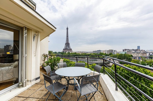 Best Airbnb in Paris